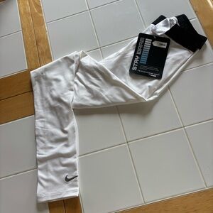 Men’s Nike White Stay Warm Athletic Leggings